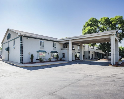 Gallery - Quality Inn & Suites