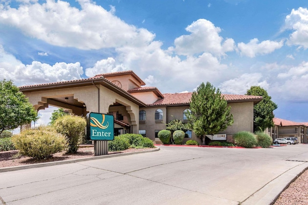 Gallery - Quality Inn & Suites