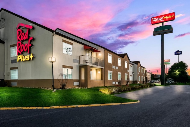 Gallery - Red Roof Inn Plus+ & Suites Knoxville West – Cedar Bluff