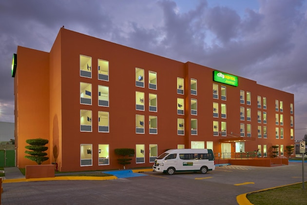 Gallery - City Express Junior By Marriott Guadalajara Periférico Sur