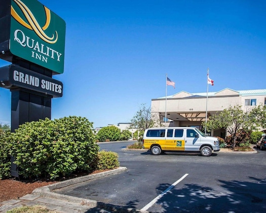 Gallery - Quality Inn Grand Suites