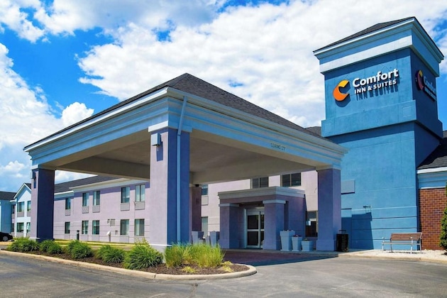 Gallery - Comfort Inn & Suites Nw Milwaukee