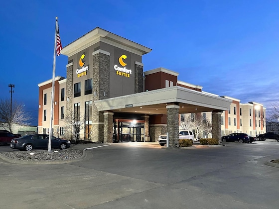 Gallery - Comfort Suites
