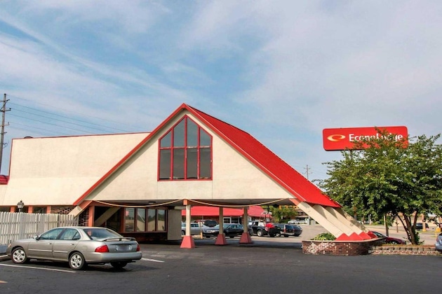 Gallery - Econo Lodge Battle Creek Area