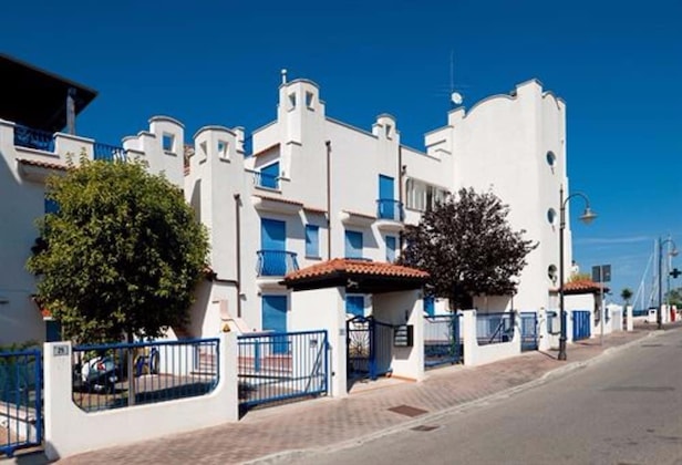 Gallery - Portoverde Beach Apartments