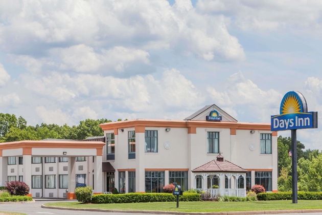 Gallery - Days Inn By Wyndham Windsor Locks   Bradley Intl Airport