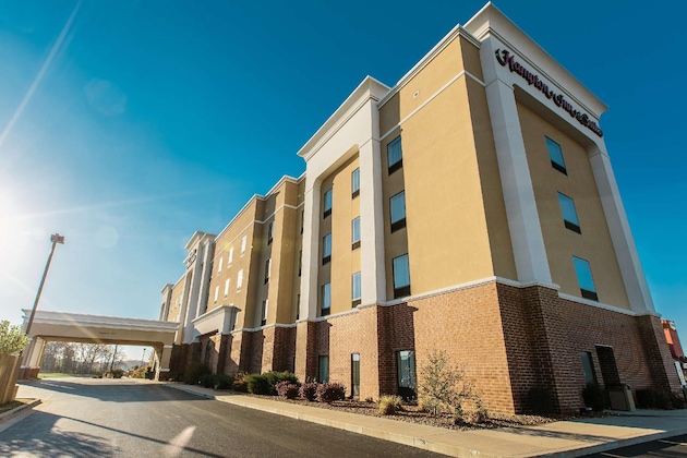 Gallery - Hampton Inn & Suites Effingham