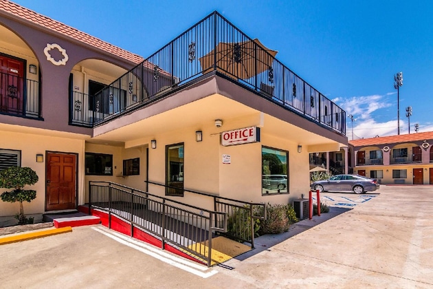 Gallery - Glenridge Inn Glendale - Pasadena