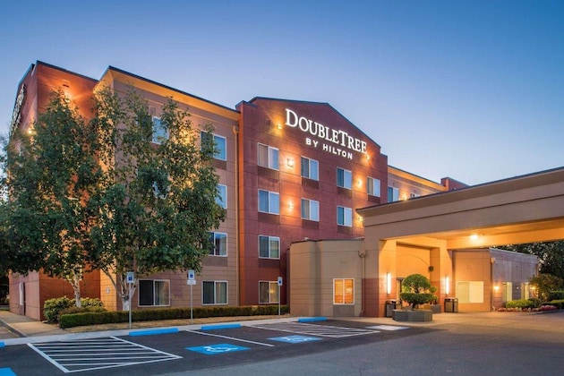 Gallery - Doubletree By Hilton Salem