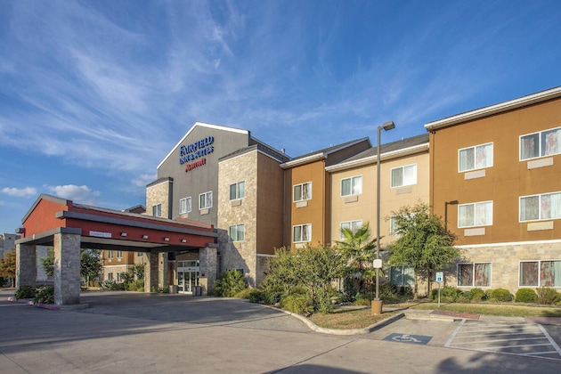 Gallery - Fairfield Inn & Suites Marriott San Antonio Boerne