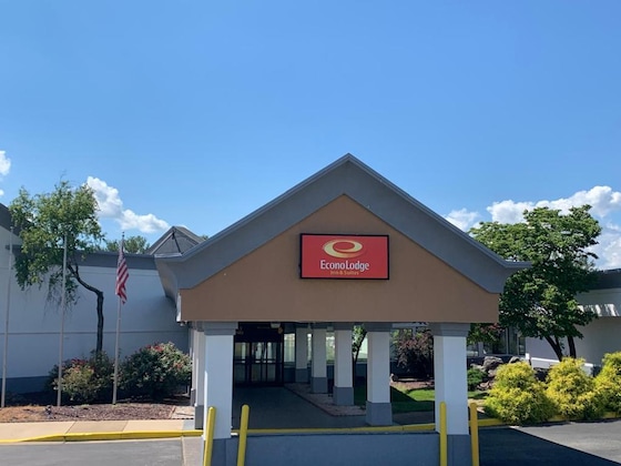 Gallery - Motel 6 Chambersburg