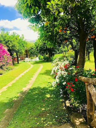 Gallery - Relais Correale Rooms & Garden
