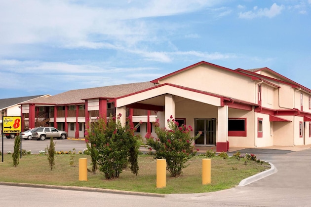 Gallery - Super 8 By Wyndham Corsicana