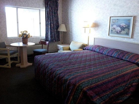 Gallery - Sun Valley Inn & Suites