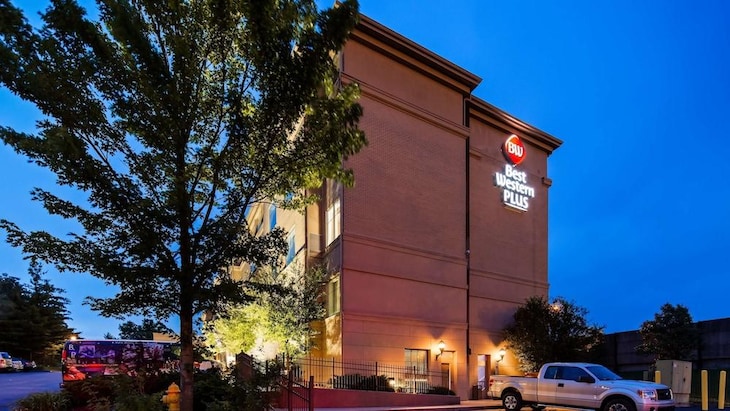 Gallery - Best Western Plus Hannaford Inn & Suites