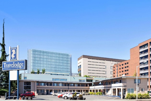 Gallery - Travelodge By Wyndham Everett City Center