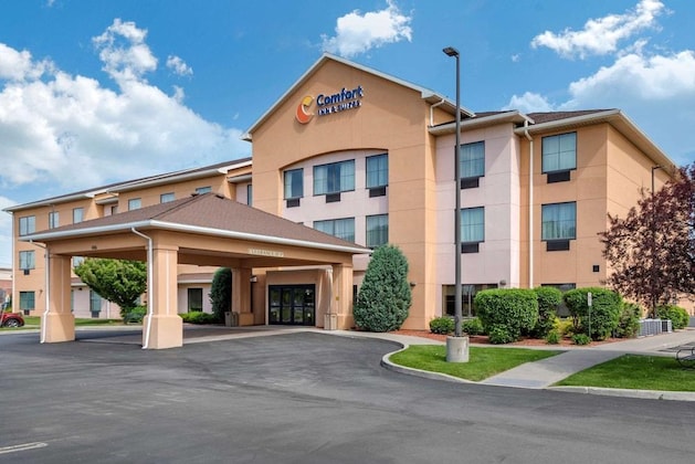 Gallery - Comfort Inn & Suites Farmington - Victor