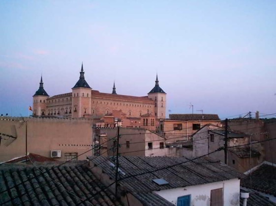 Gallery - Oasis Backpackers Toledo