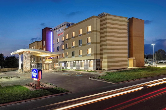 Gallery - Fairfield Inn & Suites Hutchinson