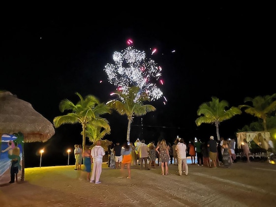 Gallery - Coconut Cove Resort And Marina
