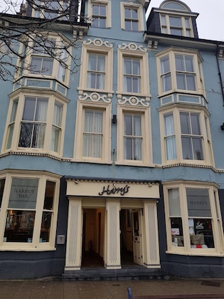 Gallery - Harry's Hotel