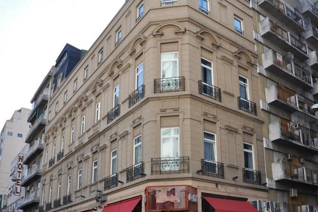 Gallery - Europlaza Hotel & Suites