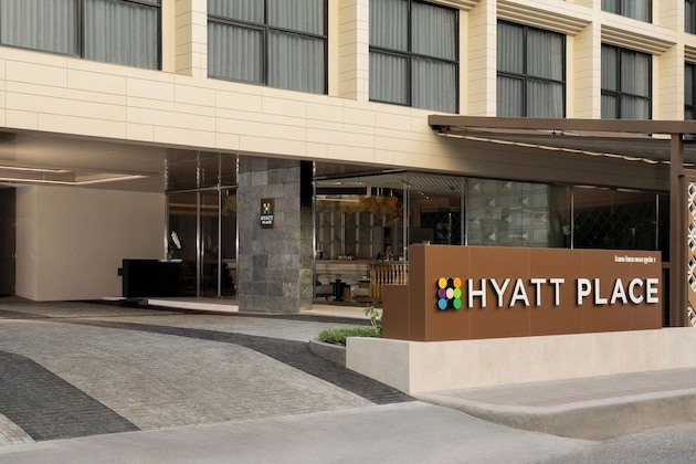 Gallery - Hyatt Place Bangkok Sukhumvit 1
