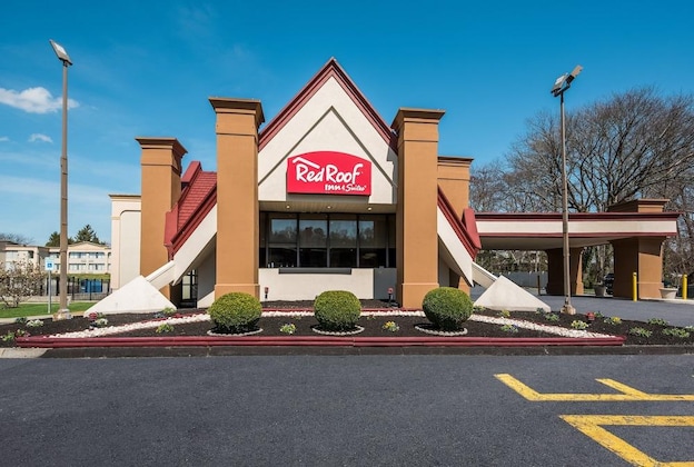 Gallery - Red Roof Inn & Suites Newark - University