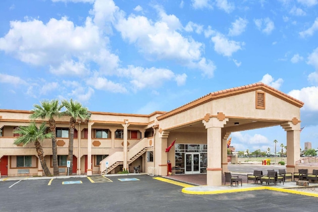 Gallery - Super 8 By Wyndham Phoenix Downtown