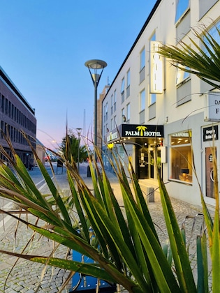 Gallery - Palm Tree Hotel, Best Western Signature Collection
