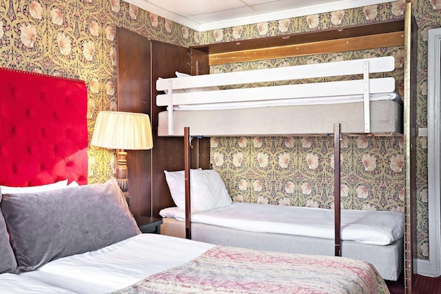 Gallery - Centric Hotel
