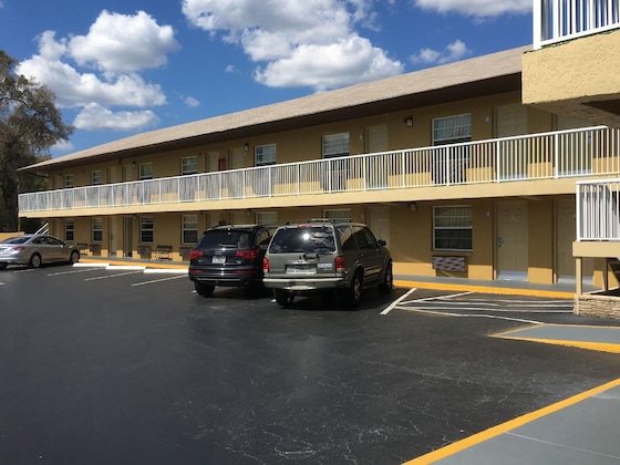 Gallery - Days Inn By Wyndham Orange City Deland