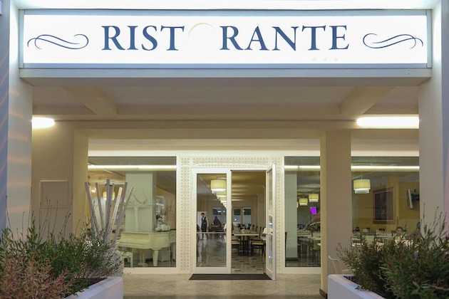 Gallery - Hotel Luna Lido