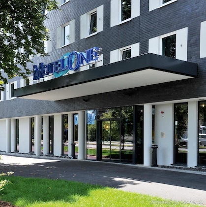 Gallery - Motel One Hamburg-Airport