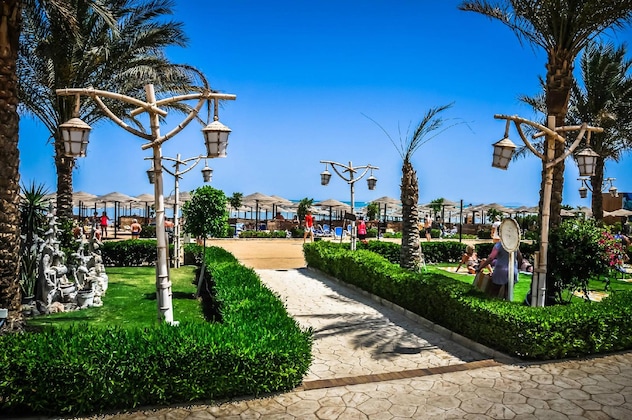 Gallery - Amc Royal Hotel & Spa