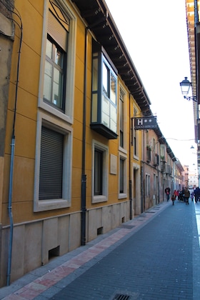 Gallery - Hostal Alda Casco Antiguo