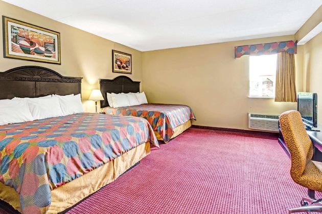 Gallery - Days Inn & Suites By Wyndham Jeffersonville In