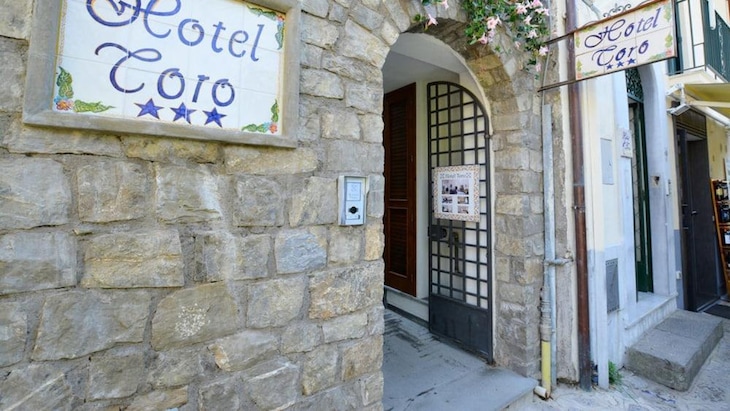 Gallery - Hotel Toro