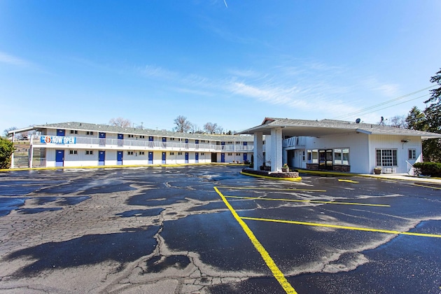 Gallery - Motel 6 Pendleton Oregon West