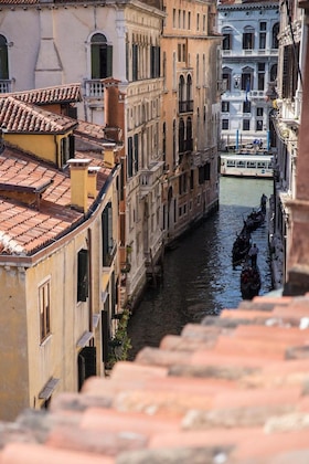 Gallery - Palazzo San Luca