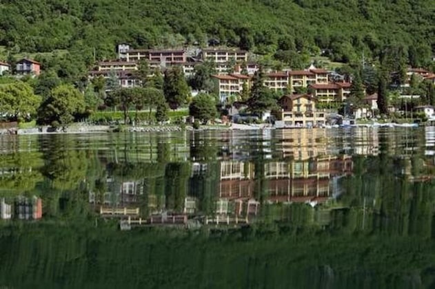 Gallery - Dependence Del Parco