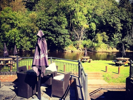 Gallery - Half Moon Jackfield