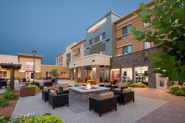 Gallery - Courtyard Mankato Marriott