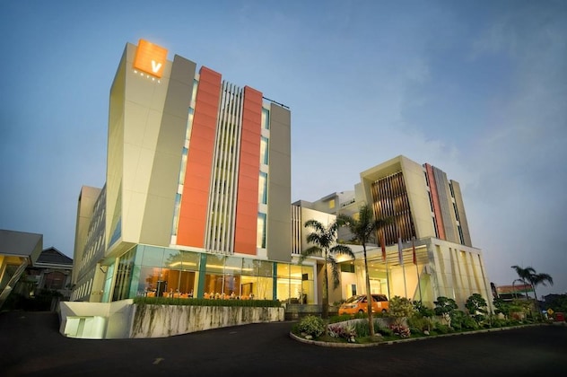 Gallery - V Hotel & Residence Bandung