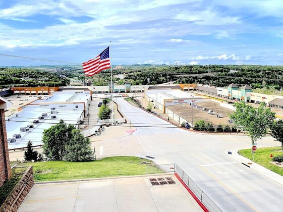 Gallery - Americinn By Wyndham Branson & Conference Center