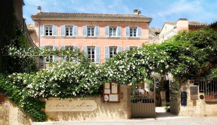 Gallery - Le Clair De La Plume - Teritoria