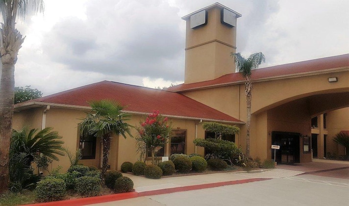 Gallery - Red Roof Inn & Suites Houston - Humble IAH Airport