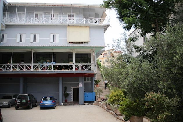 Gallery - Hotel Number One