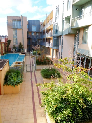 Gallery - Melbourne Metropole Central