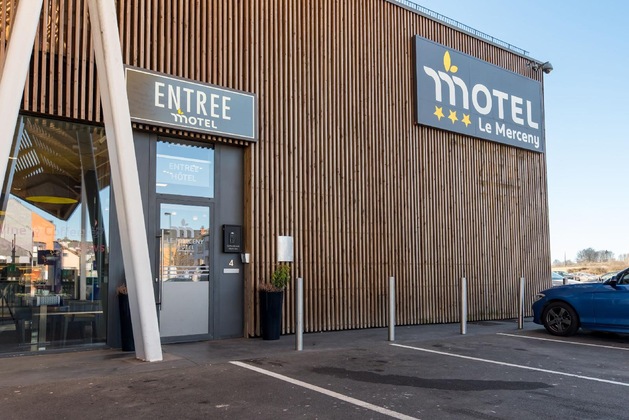 Gallery - Le Merceny Motel